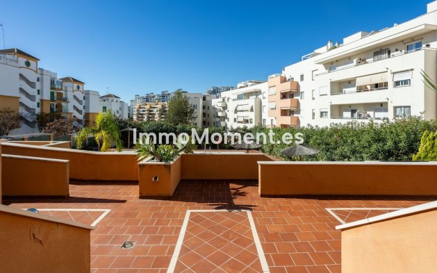 Resale - Apartment - Estepona - Estepona Centro
