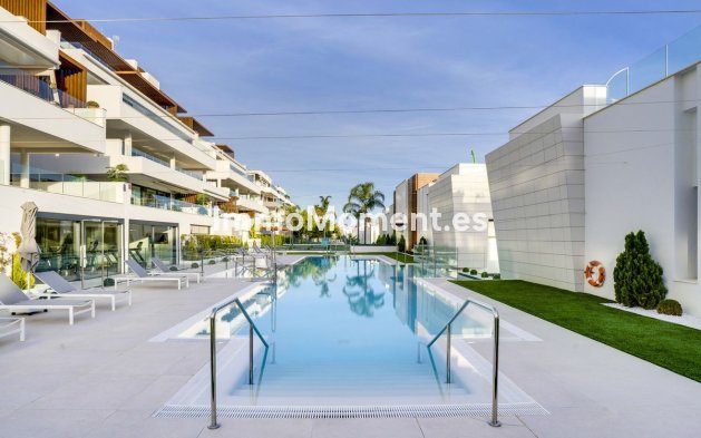 Wiederverkauf - Wohnung - Estepona  - Estepona Centro