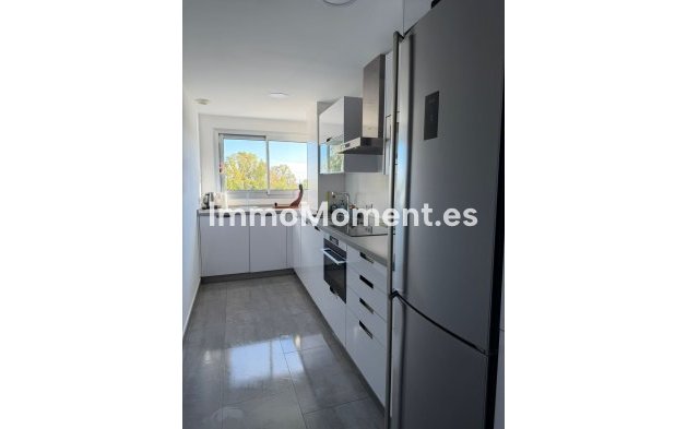 Wiederverkauf - Wohnung - Estepona  - Estepona Centro