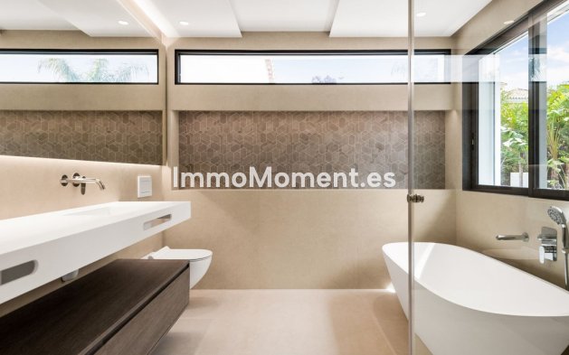 Revente - Villa - Marbella - Guadalmina Alta