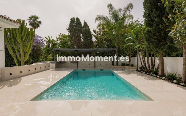 Revente - Villa - Marbella - Guadalmina Alta