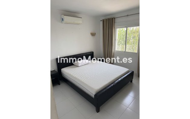 Wiederverkauf - Villa - Marbella - Nueva Andalucía