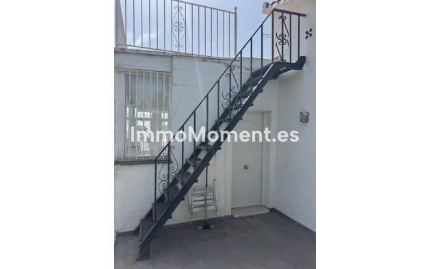 Wiederverkauf - Villa - Marbella - Nueva Andalucía