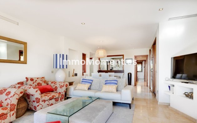 Wiederverkauf - Wohnung - Estepona  - Estepona Centro