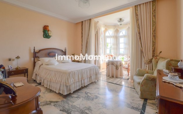 Revente - Villa - Benalmadena - Benalmadena Centro