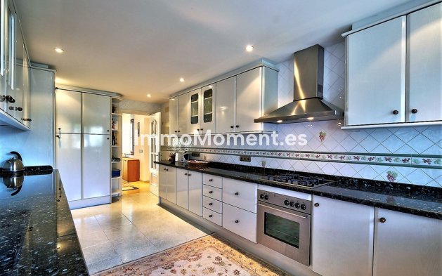 Reventa - Villa - Estepona  - New Golden Mile