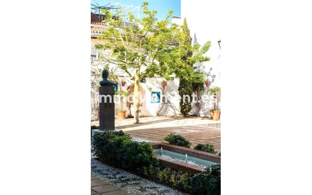 Revente - Maison mitoyenne - Estepona  - Estepona Centro