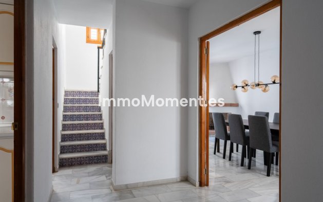 Revente - Maison mitoyenne - Estepona  - Estepona Centro