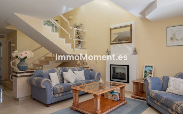 Bestaande woning - Geschakelde woning - Estepona  - New Golden Mile