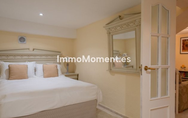 Bestaande woning - Geschakelde woning - Estepona  - New Golden Mile