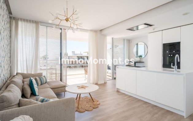 Wiederverkauf - Wohnung - Estepona  - Estepona Centro