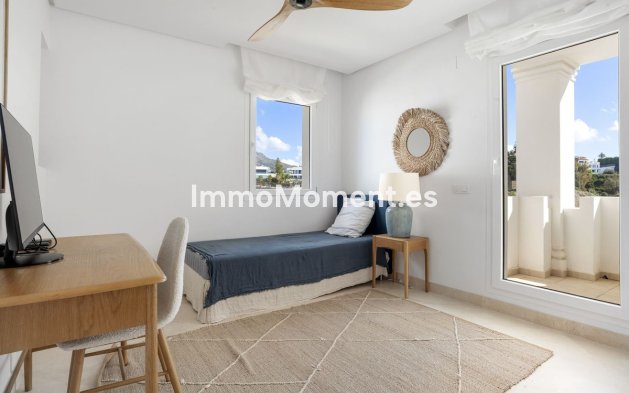 Resale - Apartment - Marbella - Aloha