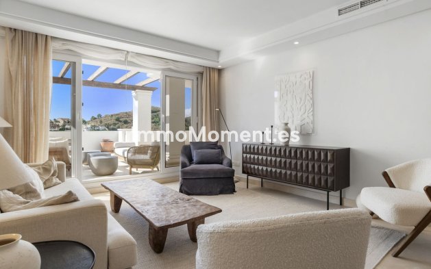 Resale - Apartment - Marbella - Aloha