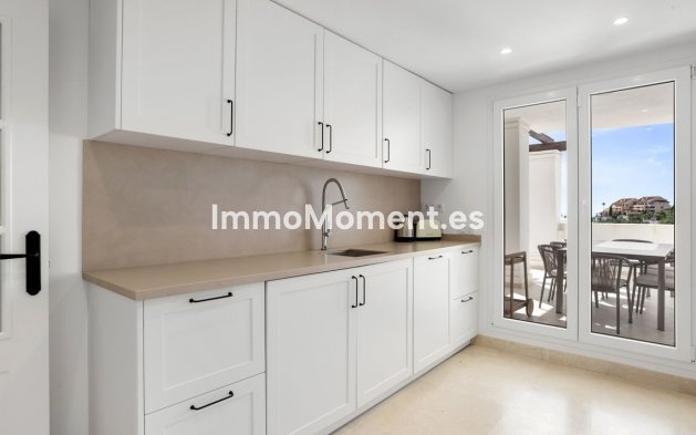 Resale - Apartment - Marbella - Aloha