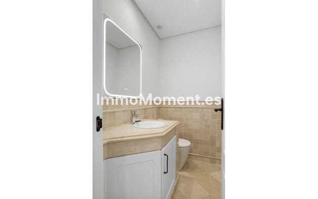 Resale - Apartment - Marbella - Aloha