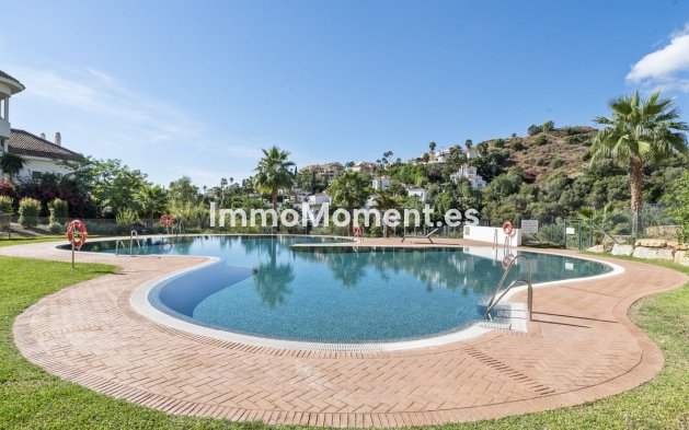 Resale - Apartment - Marbella - Aloha