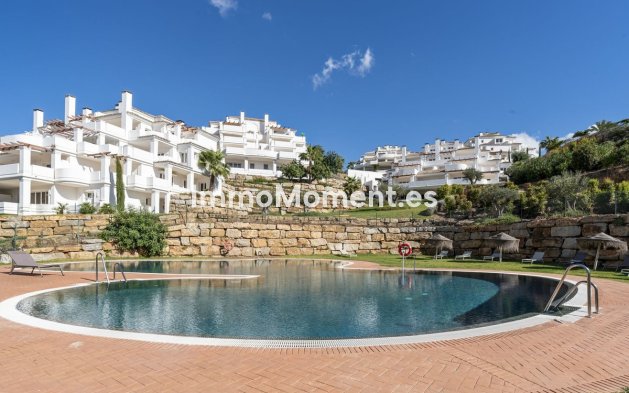 Resale - Apartment - Marbella - Aloha