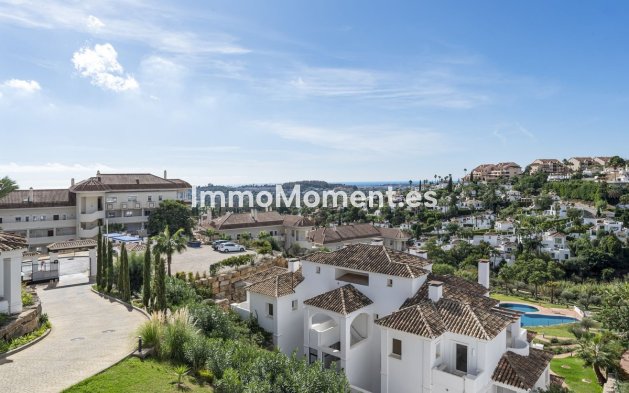 Resale - Apartment - Marbella - Aloha