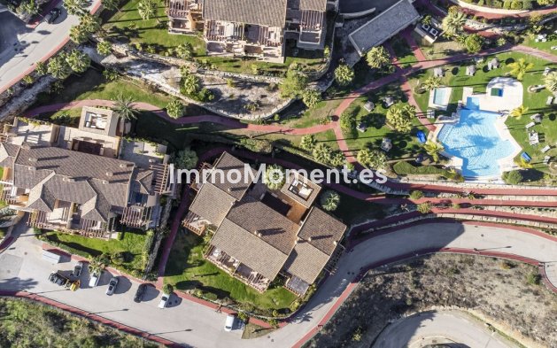 Reventa - Apartamento - Benahavís - Benahavís Centro