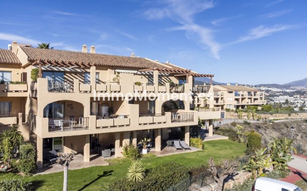 Reventa - Apartamento - Benahavís - Benahavís Centro