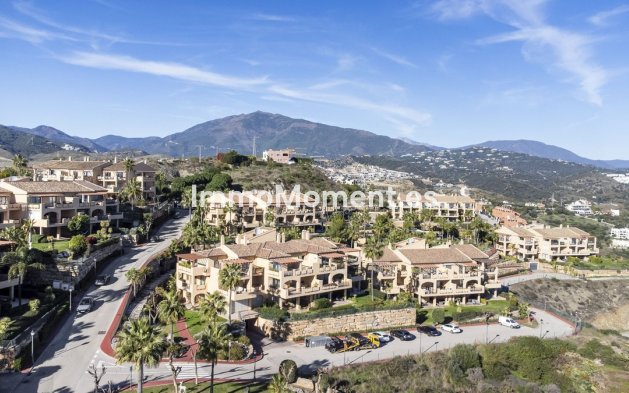 Reventa - Apartamento - Benahavís - Benahavís Centro