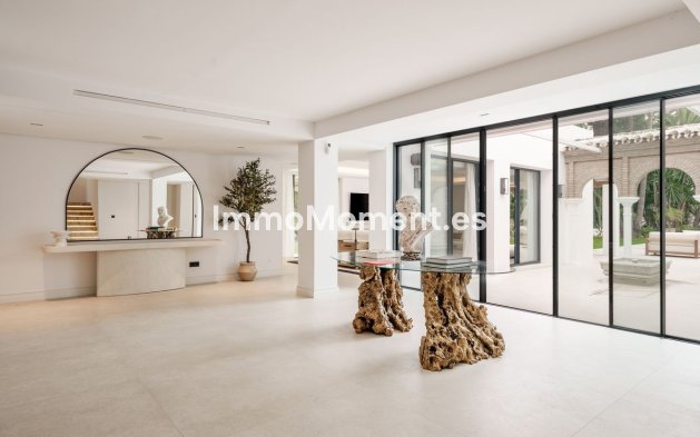 Wiederverkauf - Villa - Marbella - Nueva Andalucía