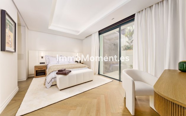 Wiederverkauf - Villa - Marbella - Nueva Andalucía