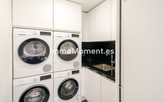 Wiederverkauf - Villa - Marbella - Nueva Andalucía