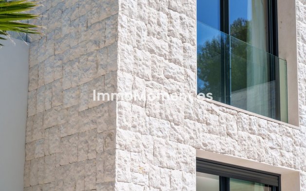 Wiederverkauf - Villa - Marbella - Nueva Andalucía