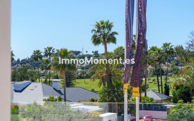 Wiederverkauf - Villa - Marbella - Nueva Andalucía