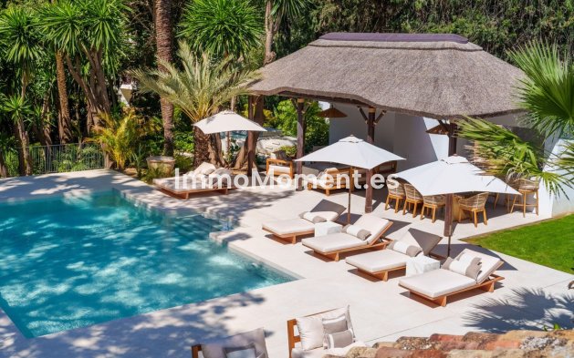 Wiederverkauf - Villa - Marbella - Nueva Andalucía