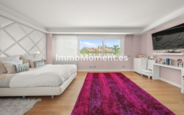 Resale - Villa - Marbella - Bahía de Marbella