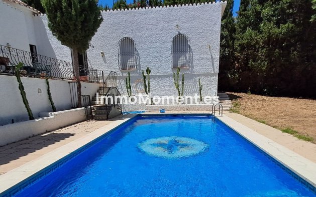 Reventa - Villa independiente - Mijas - Calahonda