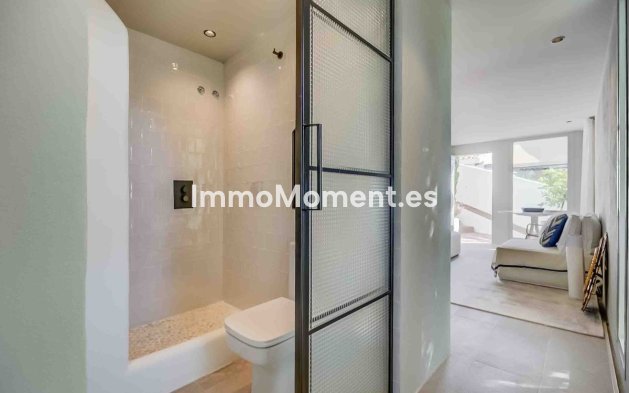 Revente - Villa - Benalmadena - Benalmadena Centro