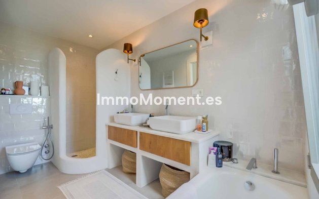 Revente - Villa - Benalmadena - Benalmadena Centro