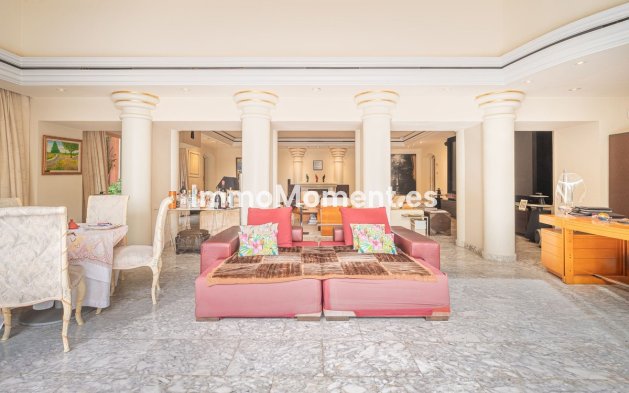 Wiederverkauf - Villa - Marbella - Nagüeles