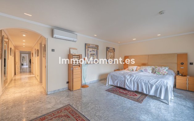 Wiederverkauf - Villa - Marbella - Nagüeles