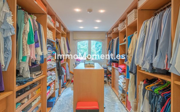 Wiederverkauf - Villa - Marbella - Nagüeles