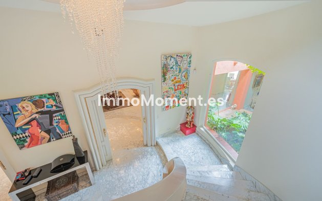 Wiederverkauf - Villa - Marbella - Nagüeles