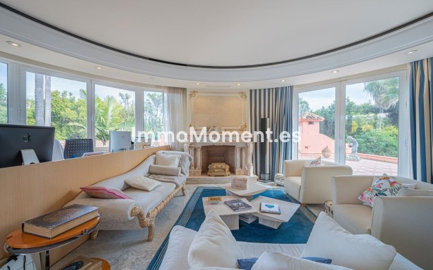 Wiederverkauf - Villa - Marbella - Nagüeles