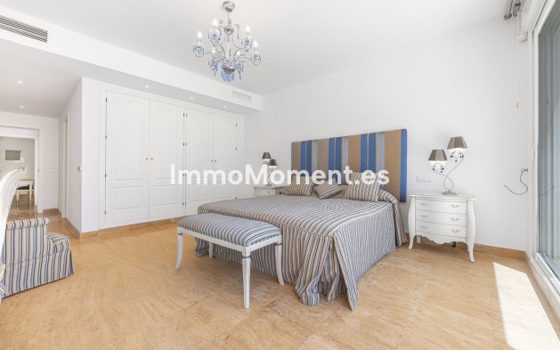 Reventa - Apartamento - Marbella - Río Real