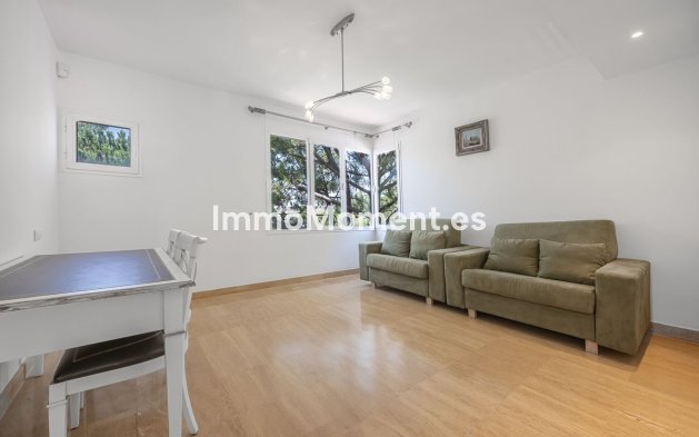 Reventa - Apartamento - Marbella - Río Real