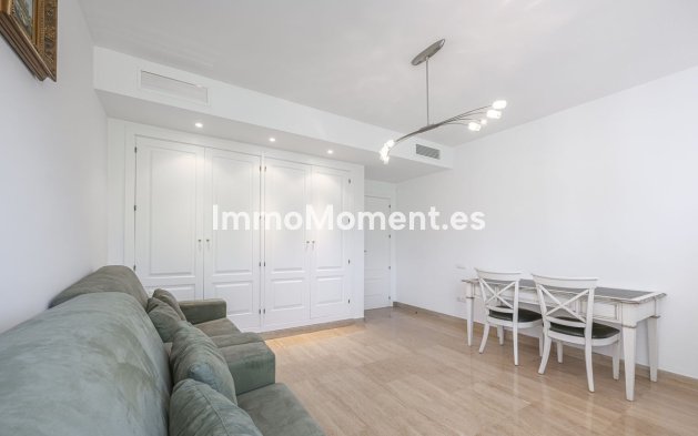 Reventa - Apartamento - Marbella - Río Real