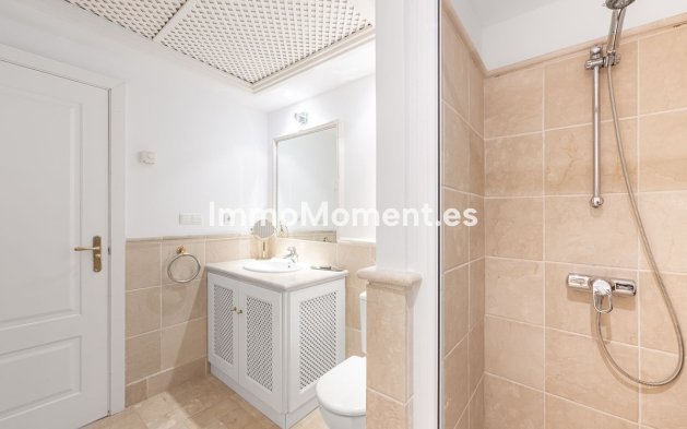 Reventa - Apartamento - Marbella - Río Real