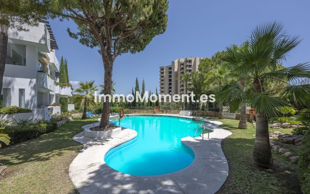 Reventa - Apartamento - Marbella - Río Real