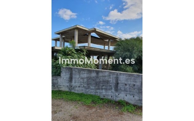 Wiederverkauf - Land - Estepona  - Estepona Centro