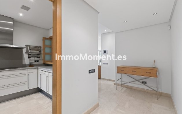 Resale - Apartment - Marbella - Marbella Centro