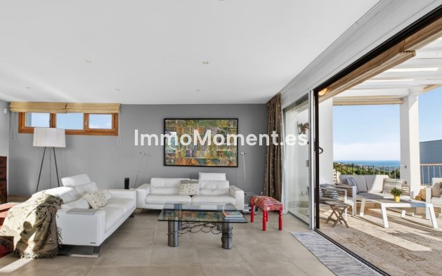 Resale - Apartment - Marbella - Altos de los Monteros
