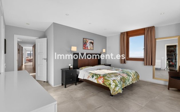 Resale - Apartment - Marbella - Altos de los Monteros