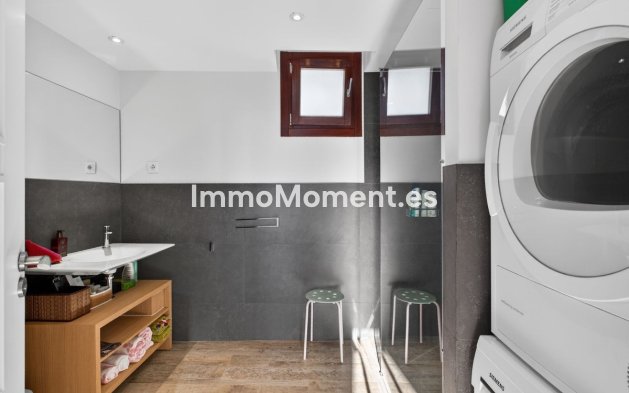 Resale - Apartment - Marbella - Altos de los Monteros